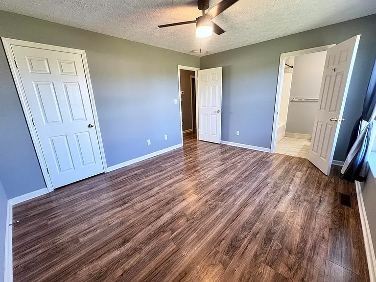 377 Kenlee Cir #2 — Photo 11