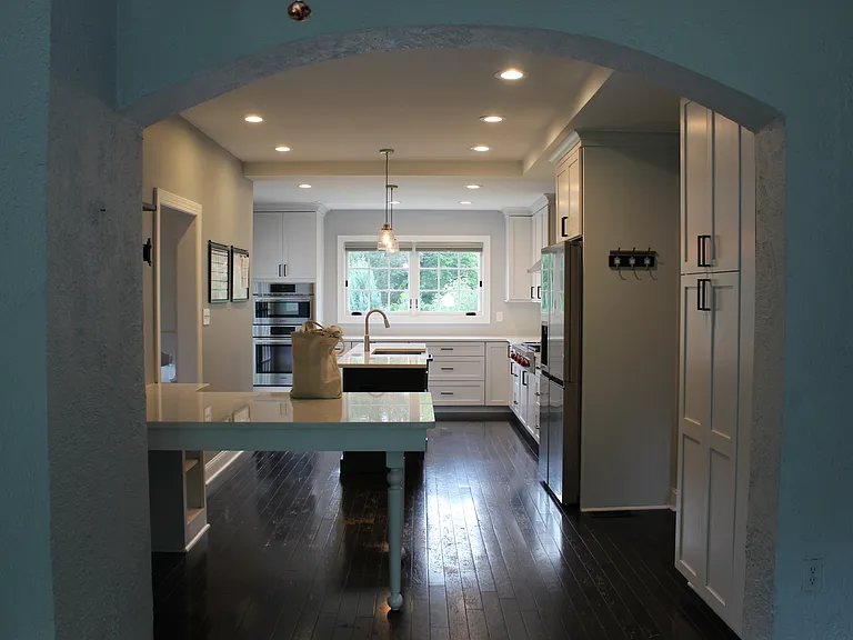 Modern kitchen