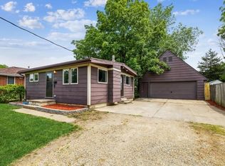 3945 53rd St, Des Moines, IA 50310