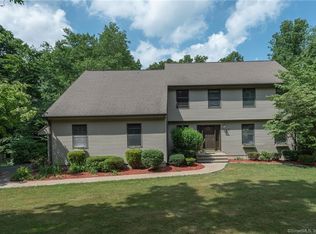 23 Heritage Rd, Columbia, CT 06237