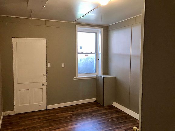 3rd image of 3428 Louisiana Ave