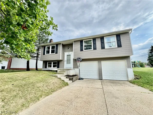 962 Brookpoint Dr, Medina, OH 44256