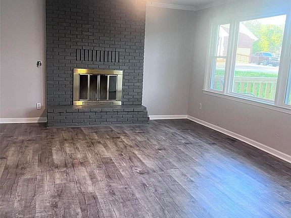 2nd image of 400 Chatham Ave