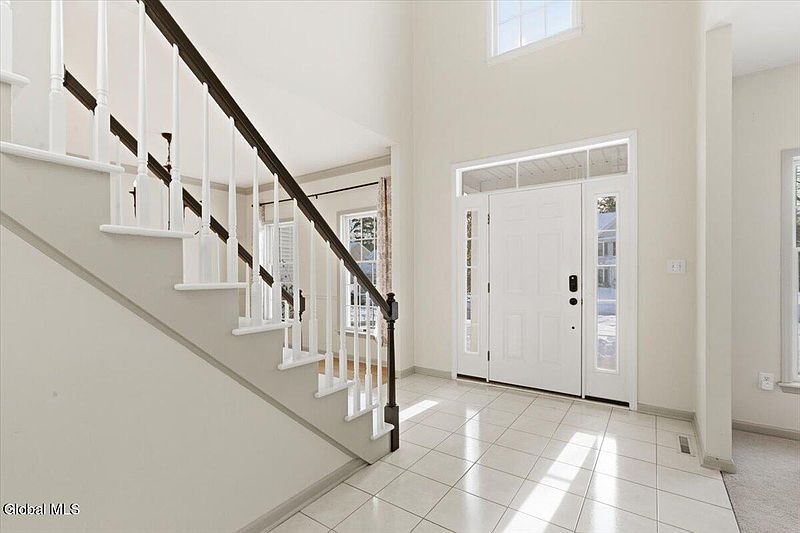 3rd image of 26 Muterfield Court