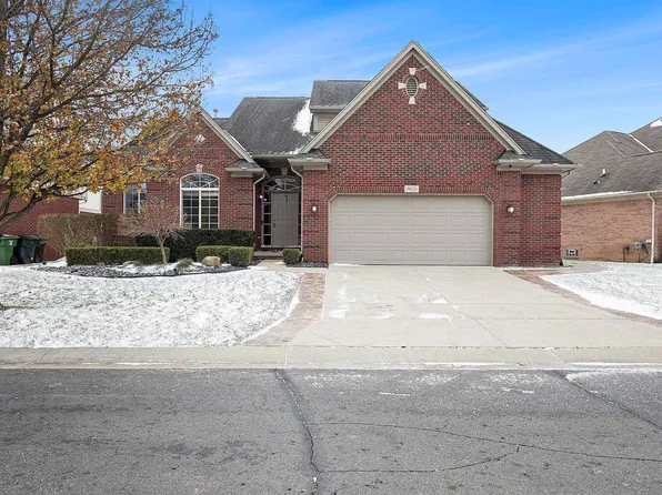6826 Twickenham, Utica, MI 48317
