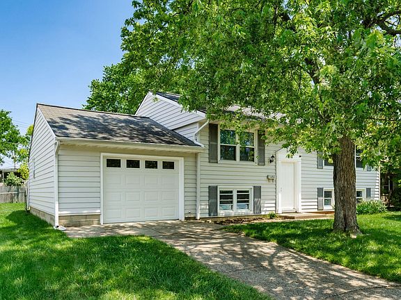 2nd image of 668 Kenilworth Ct