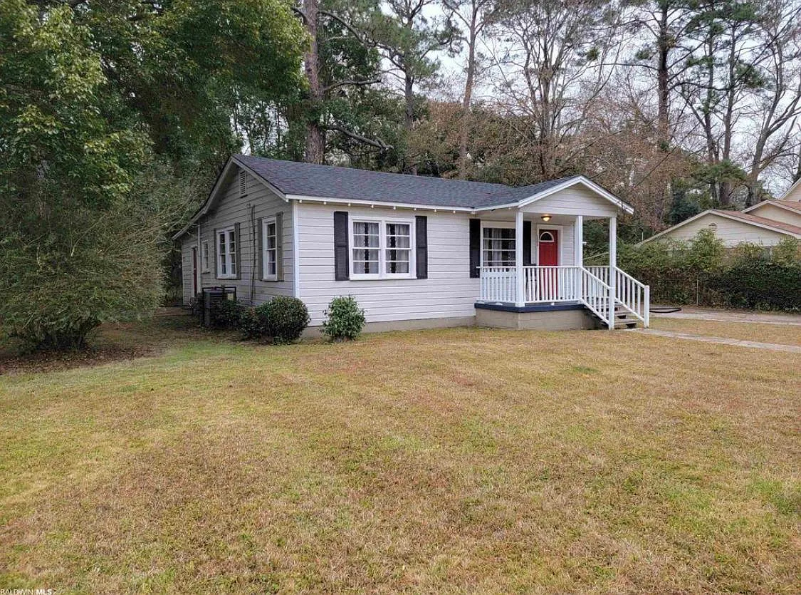 Building Photo - 2008 Belle Rose Dr