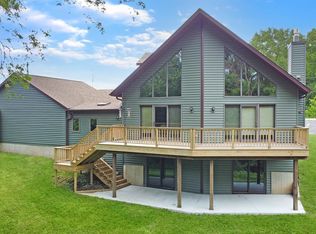 12085 Scenic Ridge Rd, Savanna, IL 61074