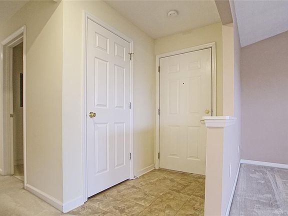 2nd image of 1508 Commons Dr