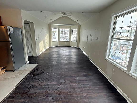 2nd image of 169 Hamilton Ave Floor 2