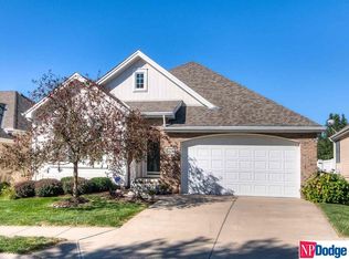 18874 Mayberry Plz, Elkhorn, NE 68022