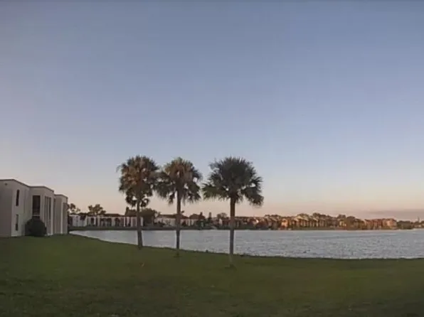 536 Orange Dr APT 11, Altamonte Springs, FL 32701