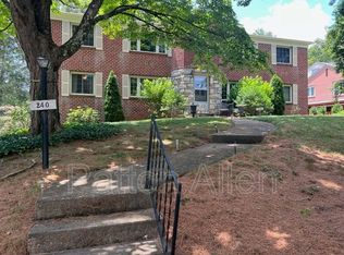 240 Kimberly Ave APT 3, Asheville, NC 28804