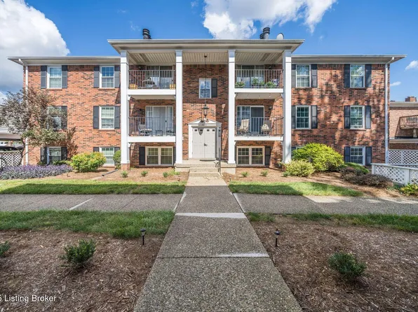 3301 Colonial Manor Cir Unit 2B, Louisville, KY 40218