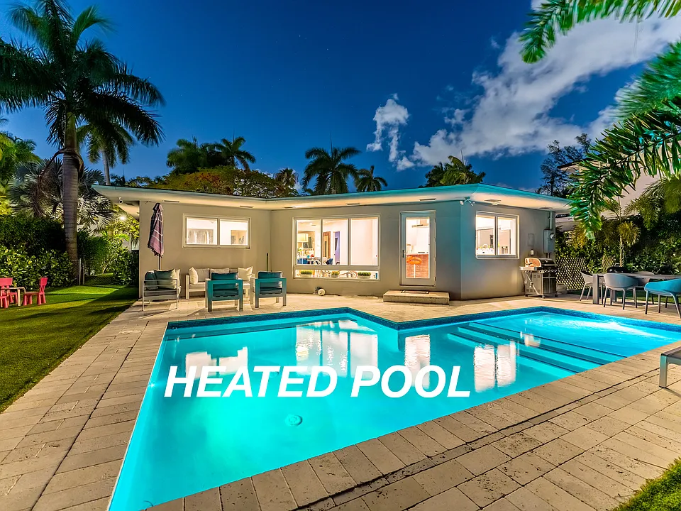 7611 Coquina Dr