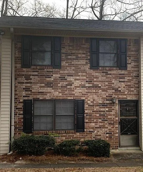 1235 Riverside Dr #H1 — Photo 1