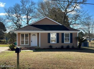 19143 Clairmont St N, Saucier, MS 39574
