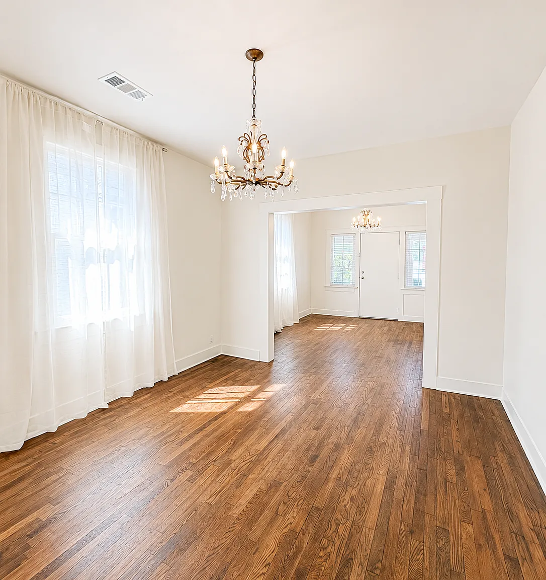 2120 Onzaga St — Photo 3