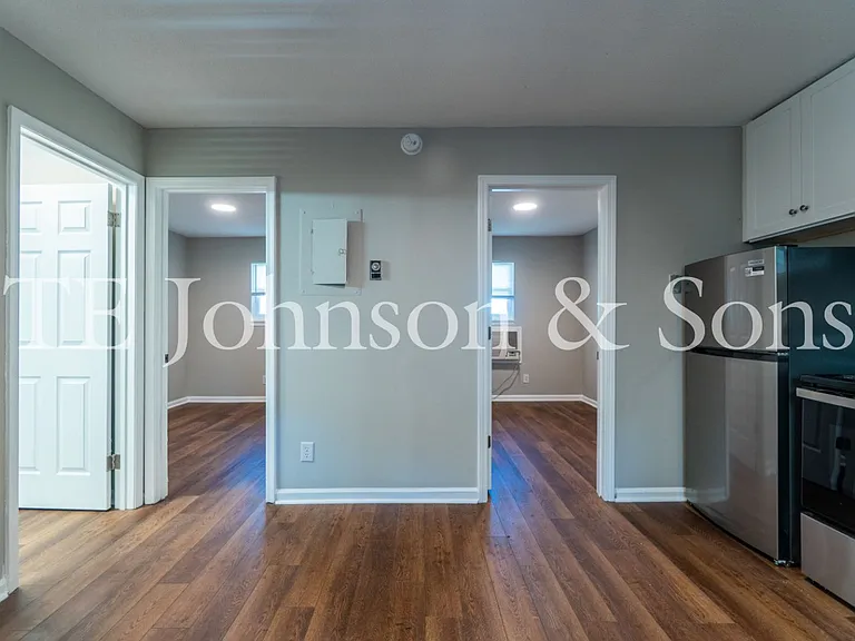 651 Summit St #A — Photo 14
