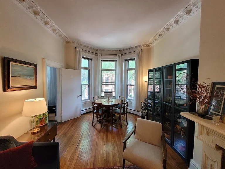 30 Holyoke St #2 — Photo 8