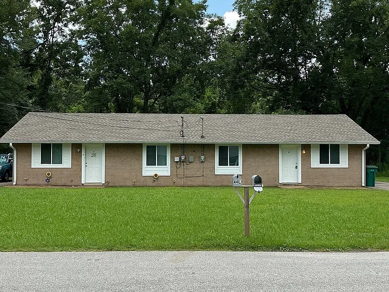 44 Marlow Dr — Photo 1