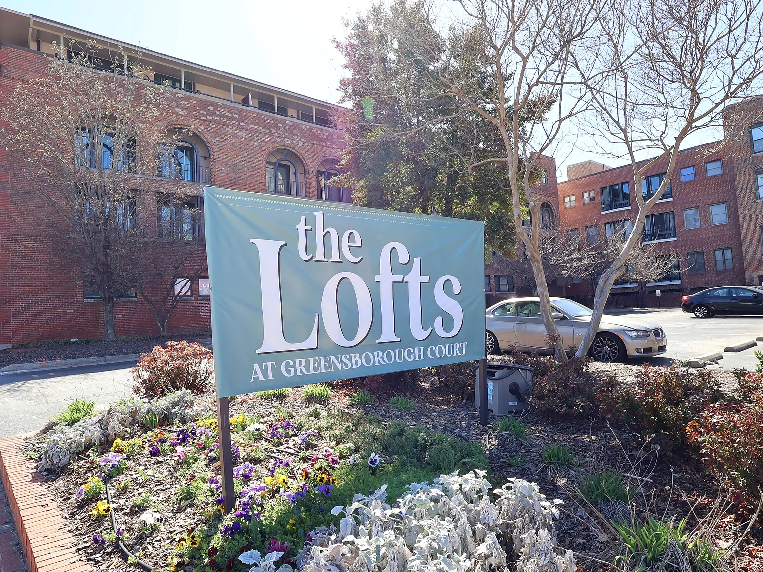 Lofts at Greensborough Court — Photo 1