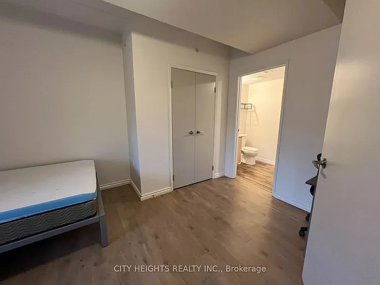 94 Reed Dr — Photo 6