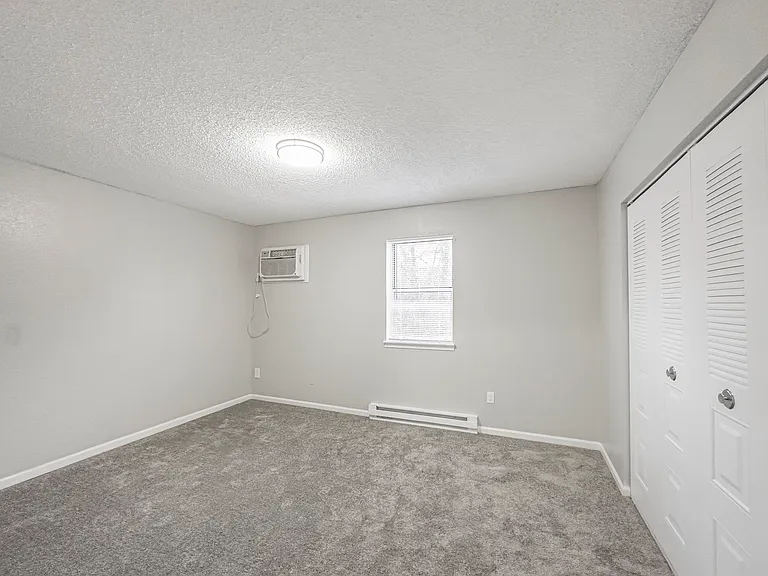 Yorktowne Pointe — Photo 25