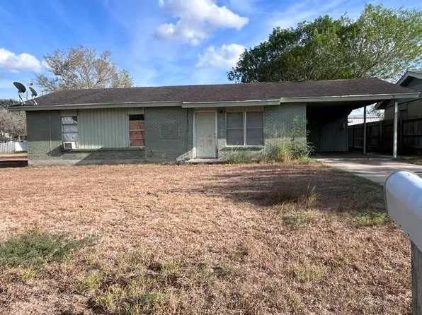910 S Frans St, Hebbronville, TX 78361