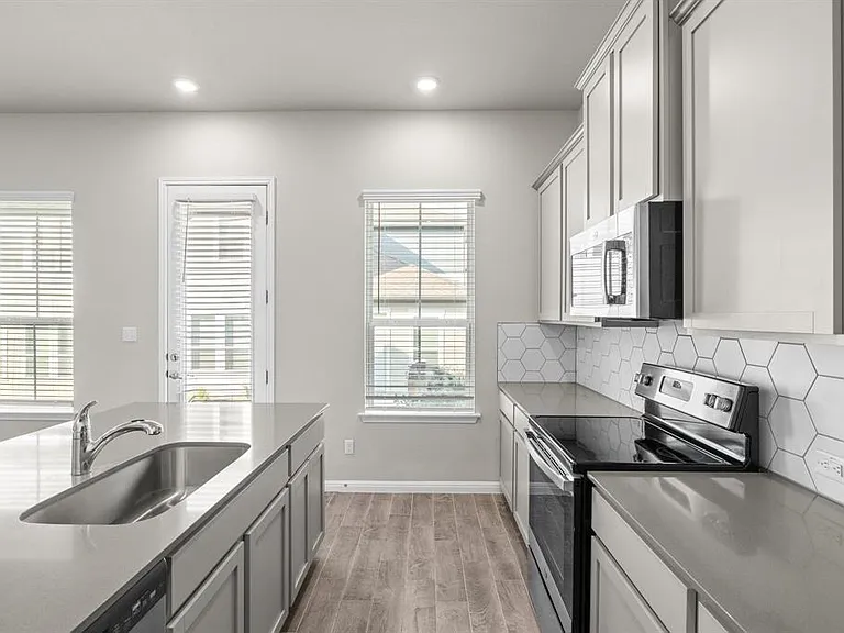 1015 Vista View Dr #1301 — Photo 7