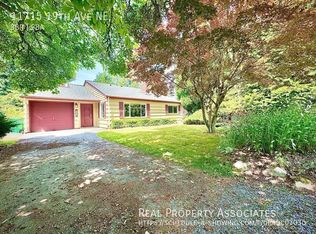 11715 19th Ave NE, Seattle, WA 98125