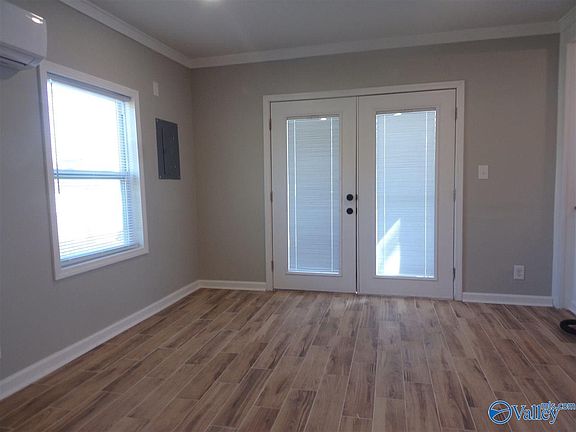 2nd image of 3809 Ashland Dr SW #A