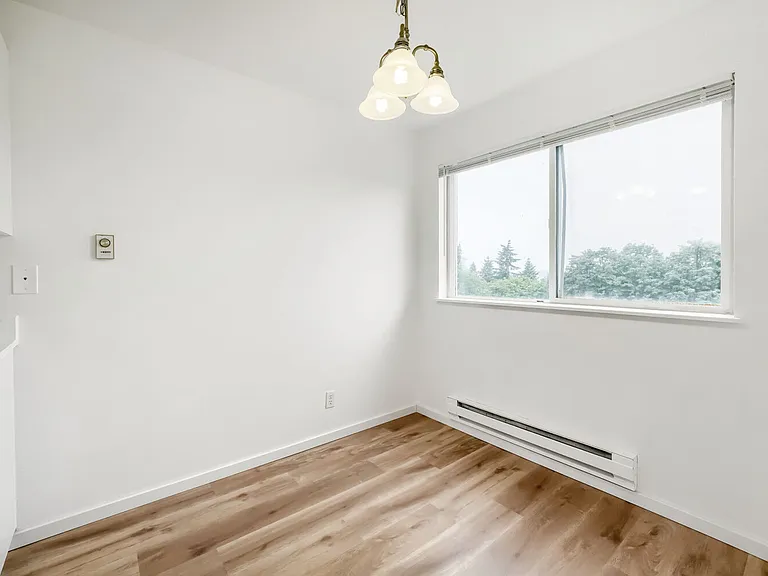 Sunset View Apartments — Photo 6