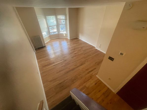 1252 W Walnut St FLOOR 2