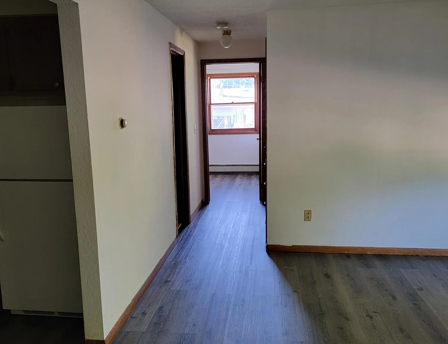 2 bed, 700 sqft, $930 — Photo 4