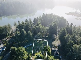 90689 Libby Ln, Coos Bay, OR 97420