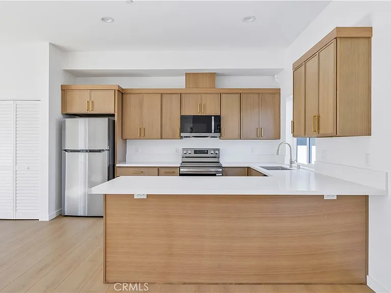 10905 Dalerose #B — Photo 5