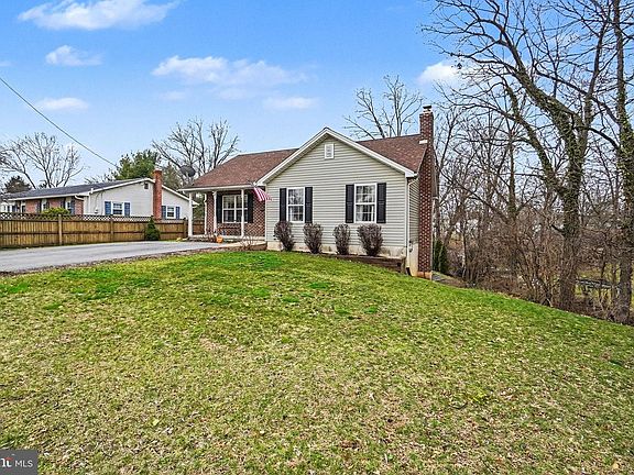 3rd image of 1908 George Ave