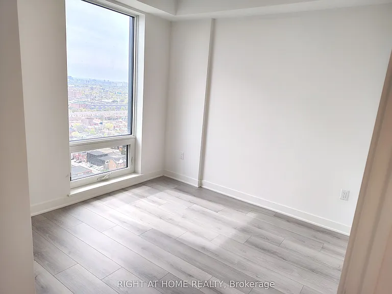 1185 Dupont St #2411 — Photo 13