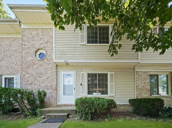 423 Yorkshire Sq, Bolingbrook, IL 60440