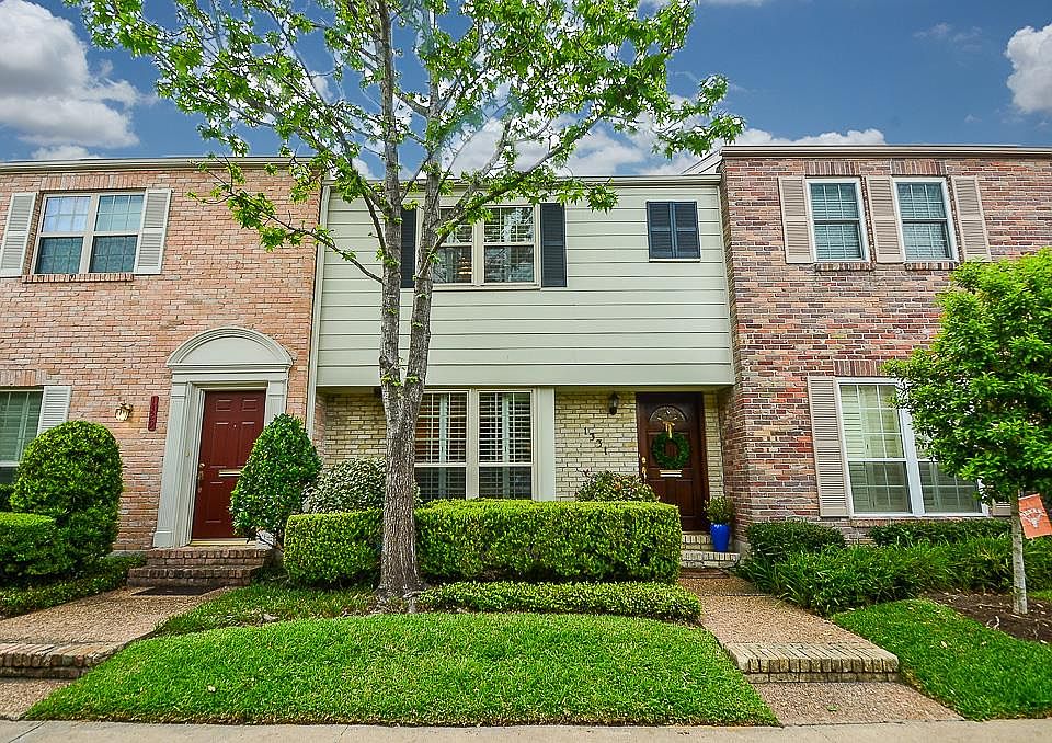 1st image of 1331 Fountain View Dr #136
