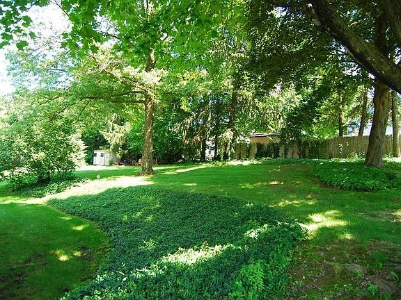 4th image of 39 Park Ave