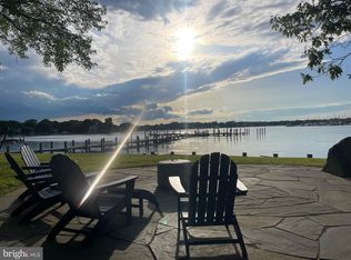 1264 W River Rd, Shady Side, MD 20764