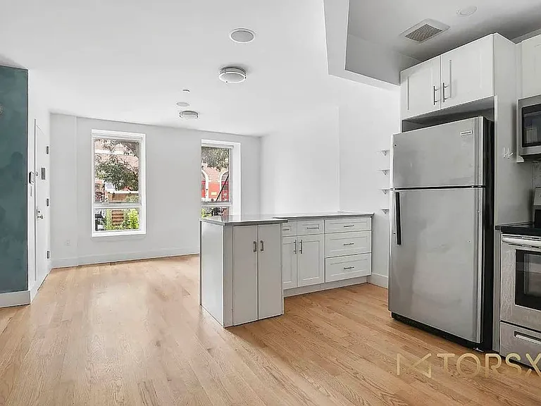 802 Lafayette Ave #3 — Photo 1