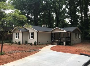 102 Howell Pl, Greensboro, NC 27455