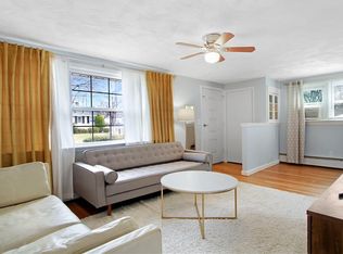 25 Caverly St, Warwick, RI 02886