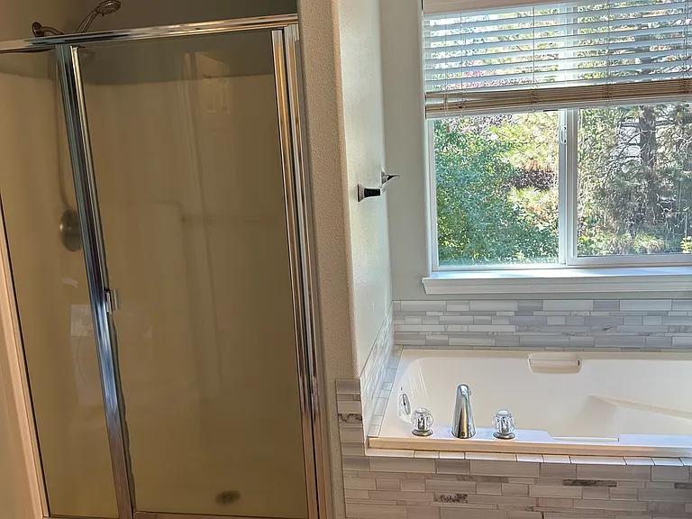 19438 Hollygrape St — Photo 13