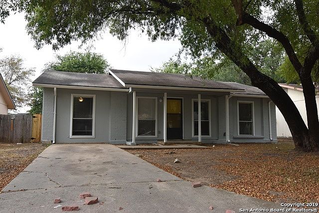 1st image of 6718 Blue Oak Ln
