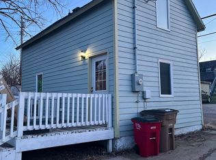 611 1/2 S 3rd Ave, Sioux Falls, SD 57104