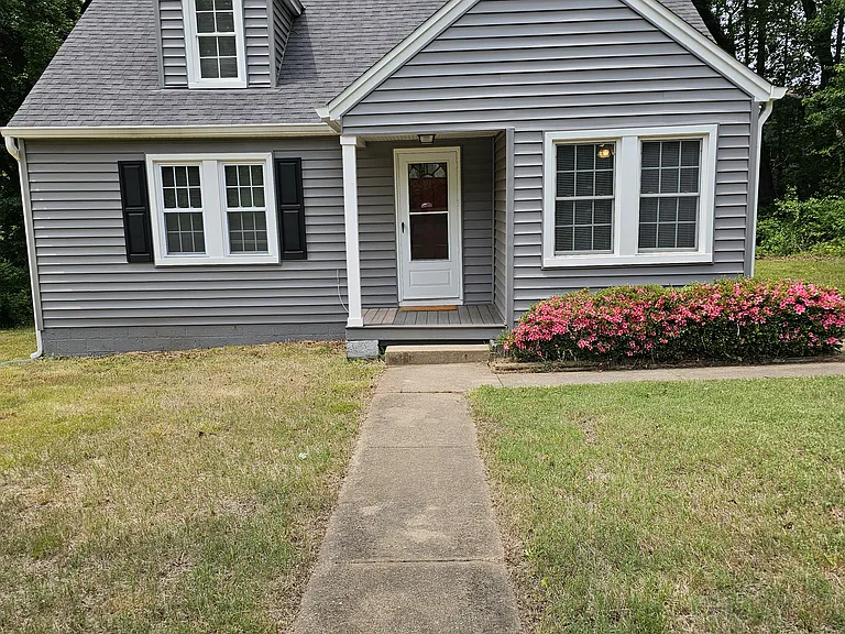 19263 Mockingbird Heights Rd — Photo 1